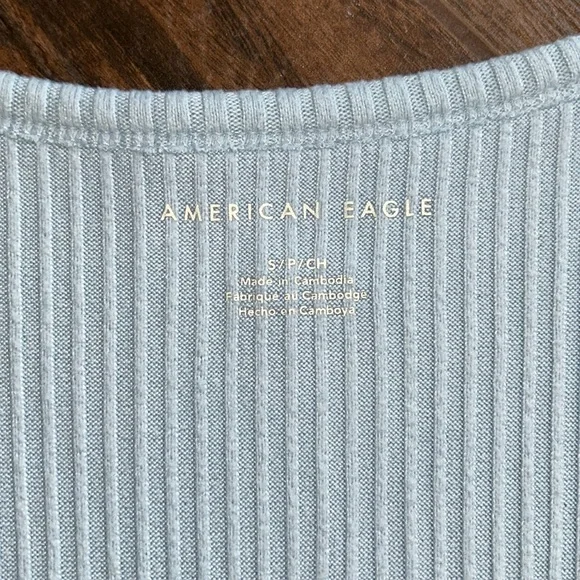 Baby blue American Eagle top S - Picture 3 of 6